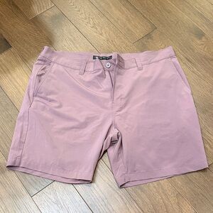 Travis Matthew Men’s Mauve Shorts Size 40 C11-142
